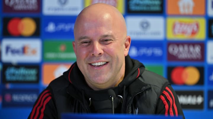 Arne Slot a fait des louanges à Roberto De Zerbi en conférence de presse.