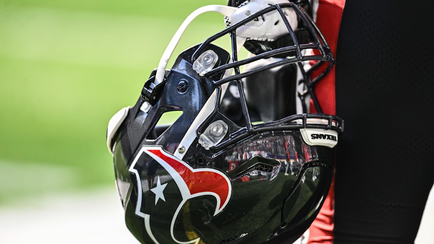 Houston Texans Release Former Pro Bowler in Surprise Move