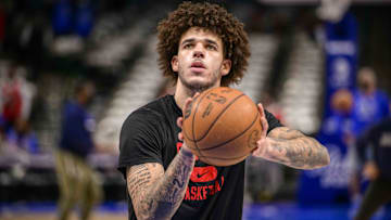 Jan 9, 2022; Dallas, Texas, USA; Chicago Bulls guard Lonzo Ball (2) warms up before the game against the Dallas Mavericks at the American Airlines Center. Mandatory Credit: Jerome Miron-Imagn Images