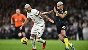 Companheiros na última Data FIFA, Richarlison e Bruno Guimarães estarão de lados opostos