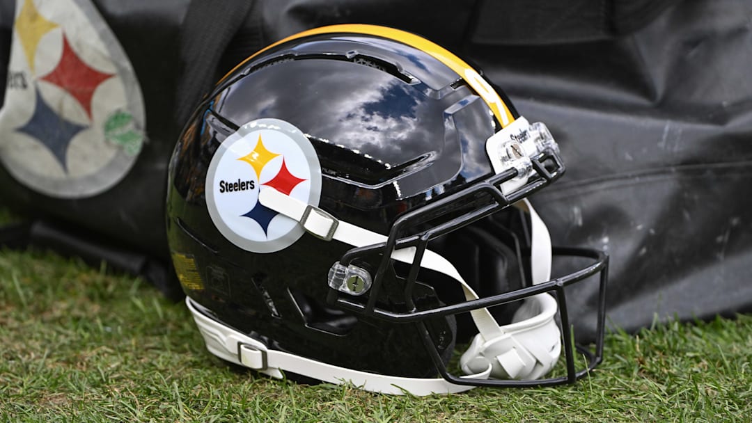 Nov 16, 2025; Pittsburgh, Pennsylvania, USA; A Pittsburgh Steelers helmet before a game against the Cincinnati Bengals at Acrisure Stadium. Mandatory Credit: Barry Reeger-Imagn Images