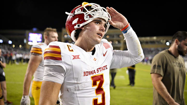 Iowa State Cyclones quarterback Rocco Becht (3)