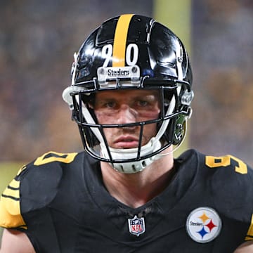 Oct 28, 2024; Pittsburgh, Pennsylvania, USA; Pittsburgh Steelers linebacker T.J. Watt (90)gets ready to take the field against the New York Giants during the first quarter at Acrisure Stadium. Mandatory Credit: Barry Reeger-Imagn Images