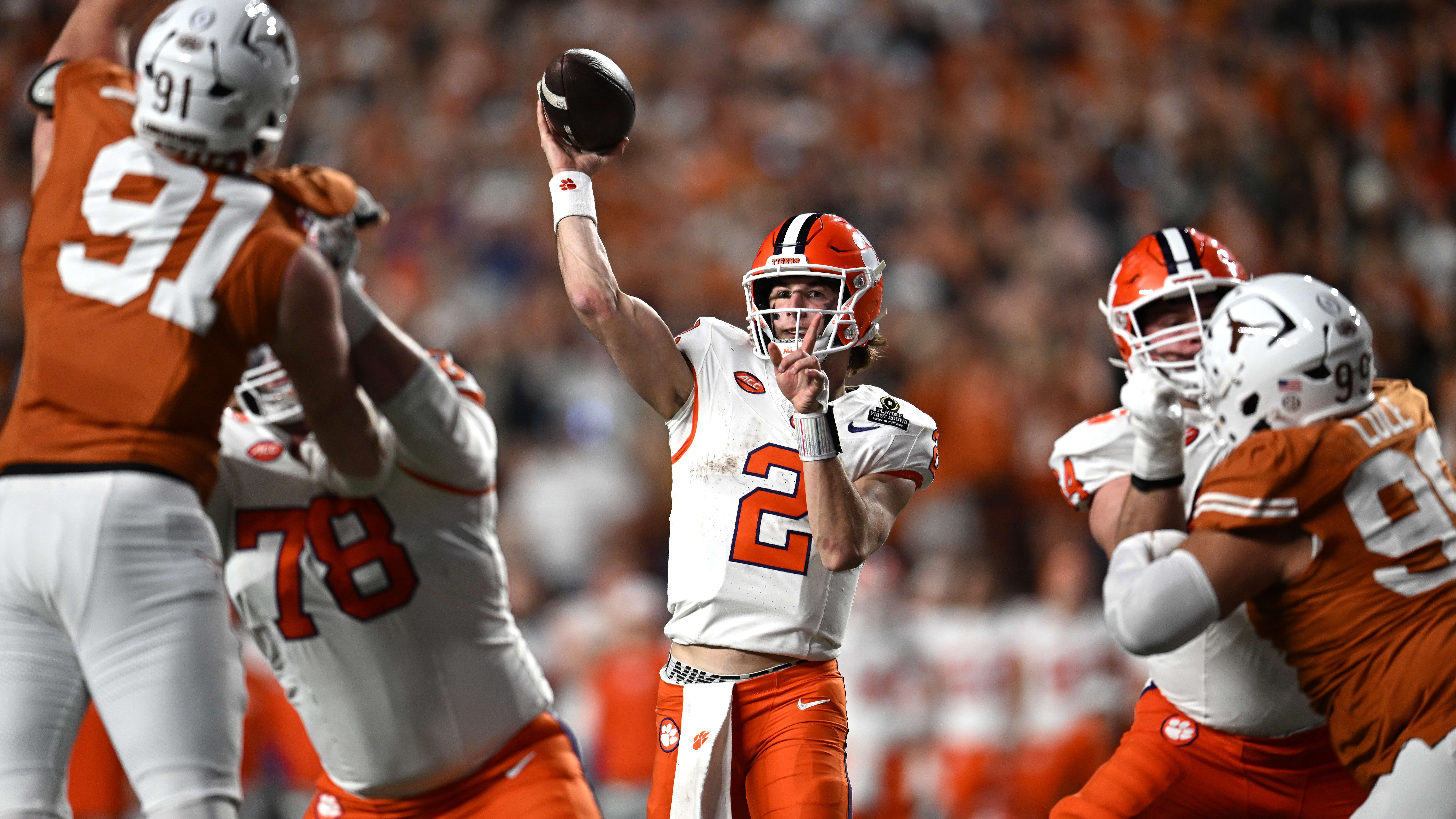 In loss to Texas, Clemson QB Cade Klubnik launches his 2025 Heisman campaign