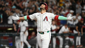 Eugenio Suárez conectó 4 jonrones ante los Bravos 