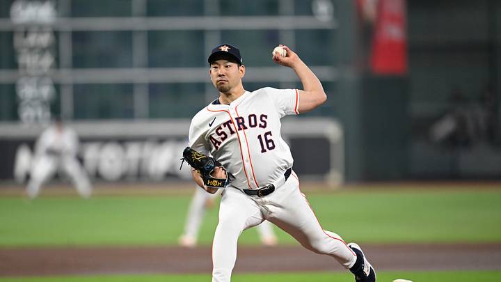 Arizona Diamondbacks v Houston Astros