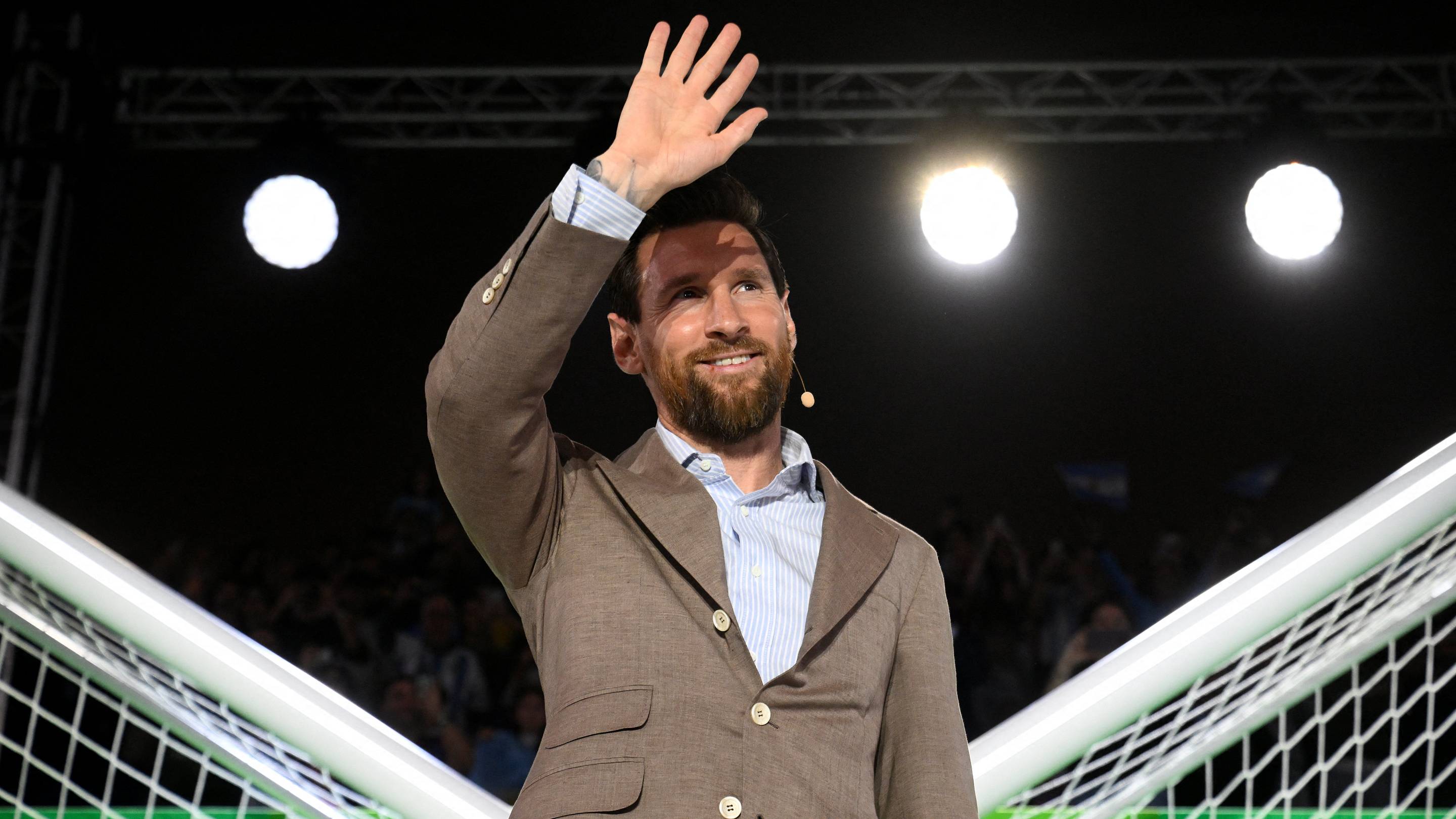 World Record: Lionel Messi reaches 1,000 career individual awards with Princess of Asturias honor