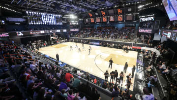Four-star combo guard Parker Robinson is rising fast in the 2026 class, and I'd like to see Syracuse basketball offer him.