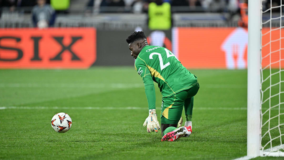 Olympique Lyonnais v Manchester United - UEFA Europa League