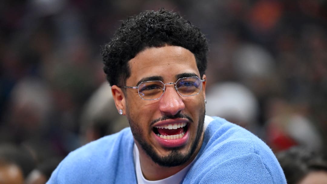 Indiana Pacers guard Tyrese Haliburton (0) on the bench during a game against the Cleveland Cavaliers.