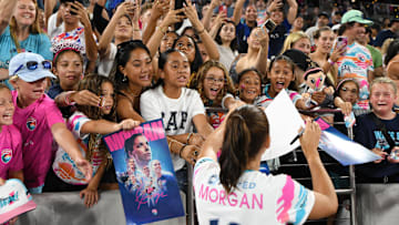 Alex Morgan was popular with fans