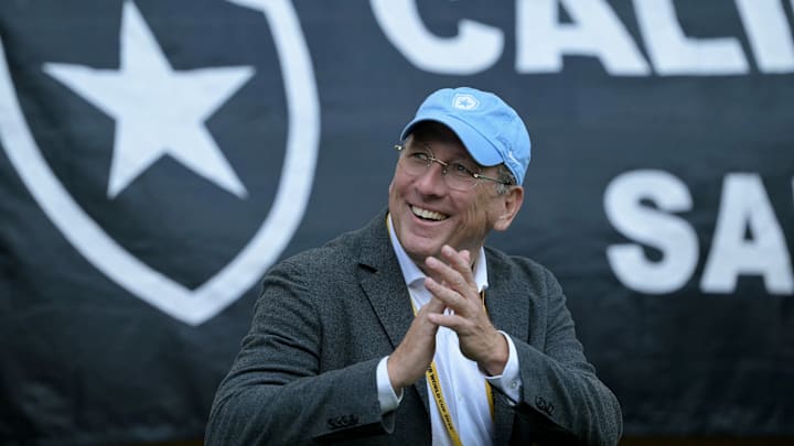 Botafogo de John Textor a chambré le PSG. Botafogo de John Textor a chambré le PSG.
