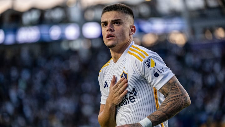 LA Galaxy v Minnesota United - Conference Semifinal