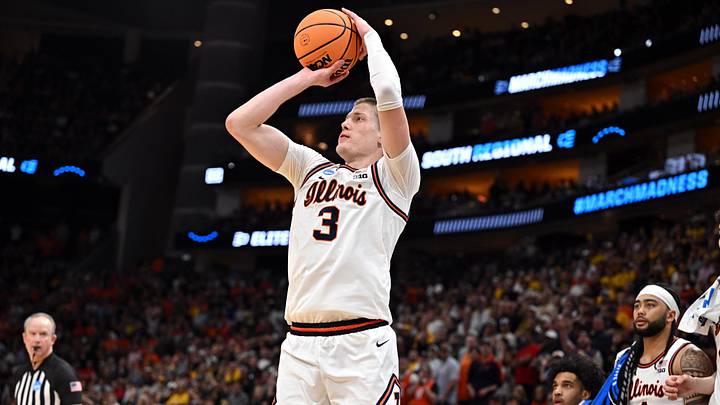 Mar 28, 2026; Houston, TX, USA; Illinois Fighting Illini forward Ben Humrichous (3) shoots against the Iowa Hawkeyes in the second half during an Elite Eight game of the South Regional of the men's 2026 NCAA Tournament at Toyota Center. Mandatory Credit: Maria Lysaker-Imagn Images