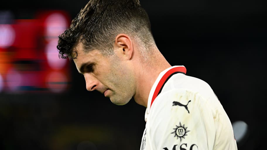 Christian Pulisic looking dejected.