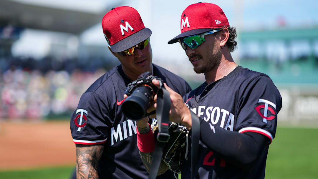 Don't make DaShawn Keirsey Jr. moonlight as a photographer. Give him a chance to play in the major leagues.