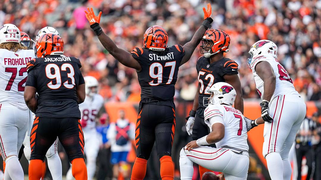 Cincinnati Bengals defensive end Shemar Stewart (97) celebrates a sack in the third quarter of the NFL Week 17 game between the Cincinnati Bengals and the Arizona Cardinals at Paycor Stadium in Downtown Cincinnati on Sunday, Dec. 28, 2025. The Bengals won 37-14. Cincinnati Bengals defensive end Shemar Stewart (97) celebrates a sack in the third quarter of the NFL Week 17 game between the Cincinnati Bengals and the Arizona Cardinals at Paycor Stadium in Downtown Cincinnati on Sunday, Dec. 28, 2025. The Bengals won 37-14.
