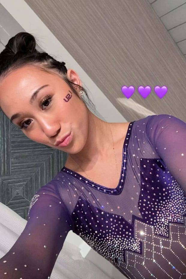 Kailin Chio Snaps Sparkly Lsu Gymnastics Leotard Selfie After Kentucky Kailin Chio Snaps Sparkly Lsu Gymnastics Leotard Selfie After Kentucky