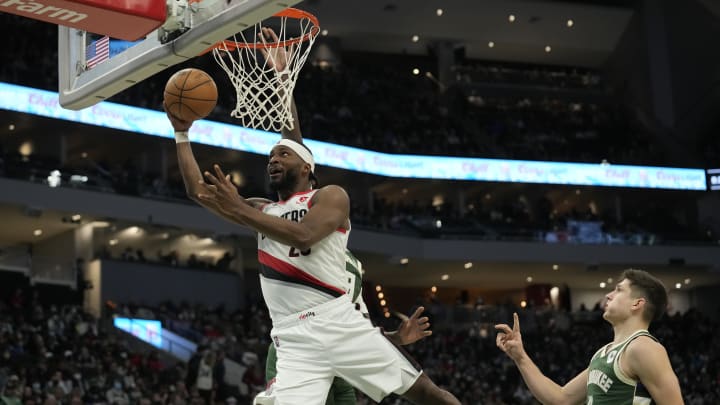 Portland Trail Blazers v Milwaukee Bucks