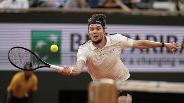 Aleksandras Bublik laimėjo „Halle Open“ iš Vimbldono lyderio.