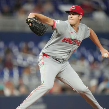 Aug 6, 2024; Miami, Florida, USA;  Cincinnati Reds starting pitcher Nick Lodolo (40) pitches against the Miami Marlins in the first inning at loanDepot Park. Mandatory Credit: Jim Rassol-USA TODAY Sports