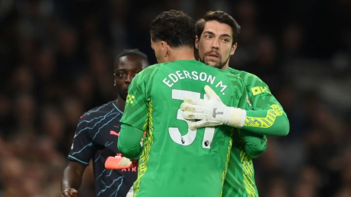 Stefan Ortega, Ederson