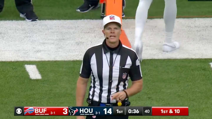 This was a pretty funny moment in the Bills-Texans game. This was a pretty funny moment in the Bills-Texans game.