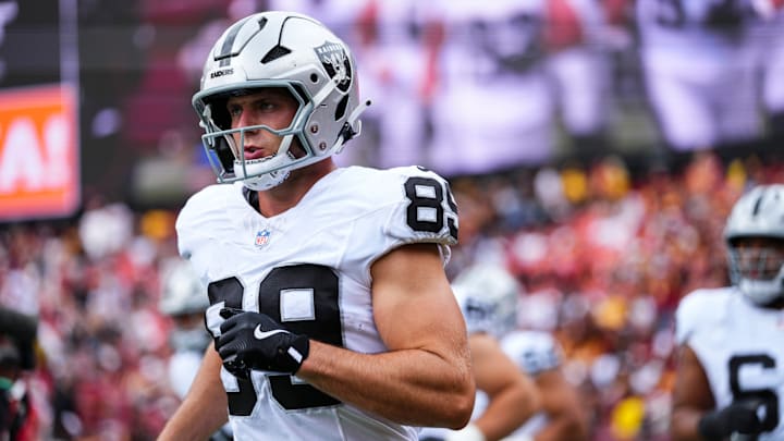 Las Vegas Raiders v Washington Commanders