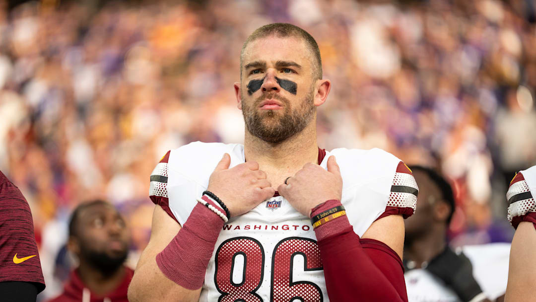 Zach Ertz, Washington Commanders