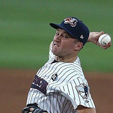 Somerset Patriots pitcher Blas Castano throws on Aug. 4, 2022