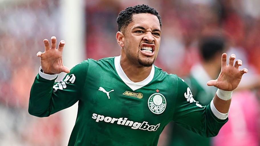 Vitor Roque