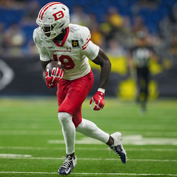 Mar 31, 2024; San Antonio, TX, USA;  DC Defenders wide receiver Ty Scott (19) runs the ball in the second half against the San Antonio Brahmas at The Alamodome. Mandatory Credit: Daniel Dunn-Imagn Images