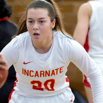 Peyton Olufson and Incarnate Word open the season as the No. 1 girls basketball team in Missouri.