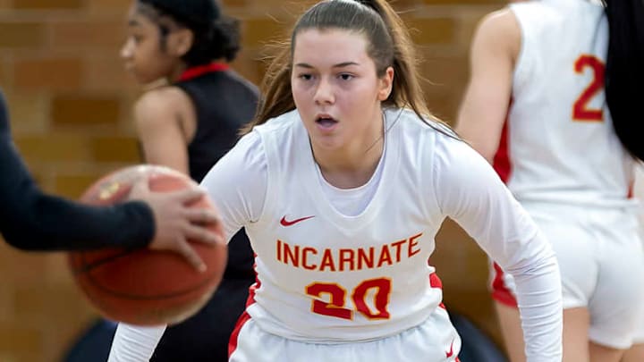 Peyton Olufson and Incarnate Word open the season as the No. 1 girls basketball team in Missouri.