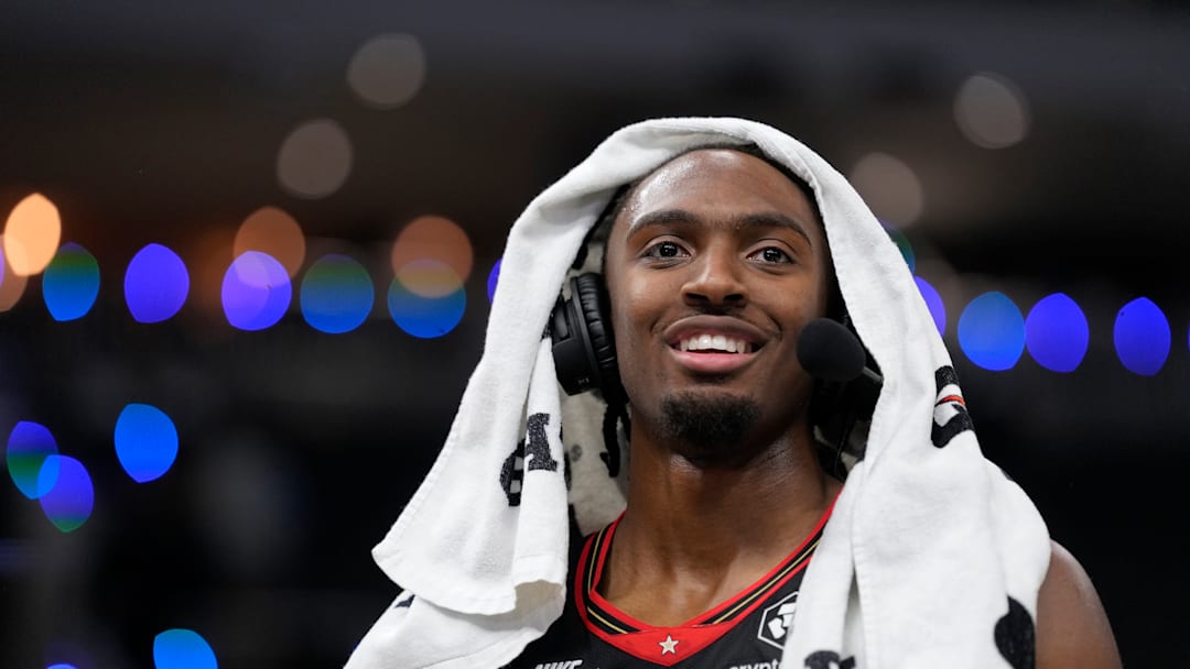 Philadelphia 76ers v Milwaukee Bucks