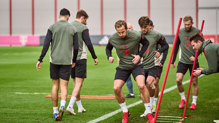Bayern Munich players prepare for the clash against Atalanta.