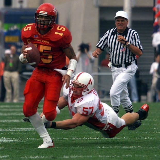 Seneca Wallace And Chris Kelsay 2002