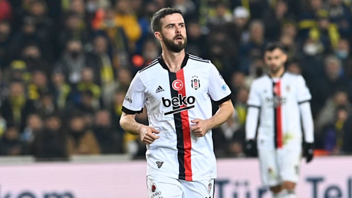 Fenerbahce SK v Besiktas JK  - Super Lig