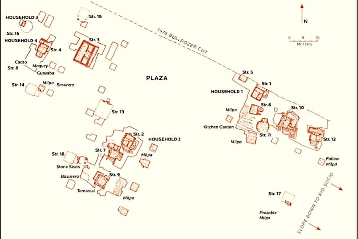 A map of Joya de Ceren’s buildings situated around a central plaza.