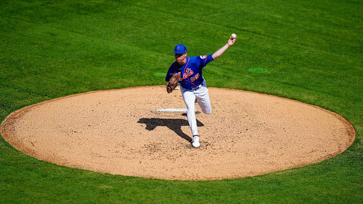 Feb 20, 2023; Port St. Lucie, FL, USA; New York Mets relief pitcher Brooks Raley (25) throws a pitch during spring training workouts. Mandatory Credit: Rich Storry-Imagn Images Feb 20, 2023; Port St. Lucie, FL, USA; New York Mets relief pitcher Brooks Raley (25) throws a pitch during spring training workouts. Mandatory Credit: Rich Storry-Imagn Images