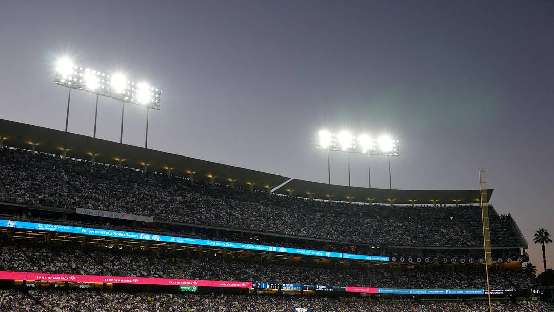 Oct 28, 2025; Los Angeles, California, USA; Los Angeles Dodgers two-way player Shohei Ohtani (17) pitches against the Toronto Blue Jays in the fourth inning during game four of the 2025 MLB World Series at Dodger Stadium. Mandatory Credit: Kirby Lee-Imagn Images Oct 28, 2025; Los Angeles, California, USA; Los Angeles Dodgers two-way player Shohei Ohtani (17) pitches against the Toronto Blue Jays in the fourth inning during game four of the 2025 MLB World Series at Dodger Stadium. Mandatory Credit: Kirby Lee-Imagn Images