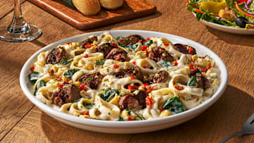 Olive Garden Brings Back 2 Fan Favorite Dishes!
