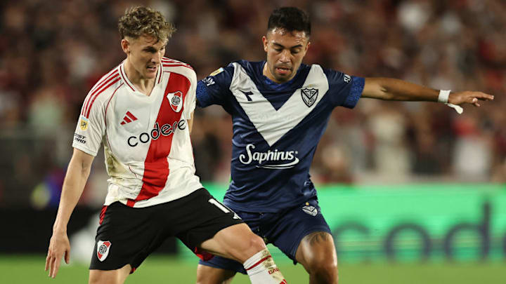 FBL-ARG-RIVER-VELEZ