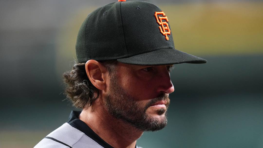 May 19, 2026; Phoenix, Arizona, USA; San Francisco Giants manager Tony Vitello looks on against the Arizona Diamondbacks during the seventh inning at Chase Field. Mandatory Credit: Joe Camporeale-Imagn Images
