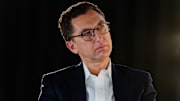 Maxime Saada se retire des négociations.