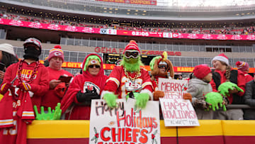 Las Vegas Raiders v Kansas City Chiefs