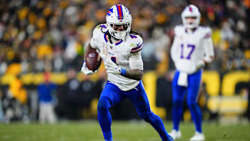 Buffalo Bills v Pittsburgh Steelers