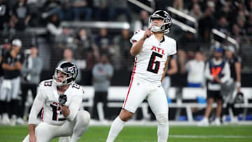 Atlanta Falcons place kicker Younghoe Koo 
