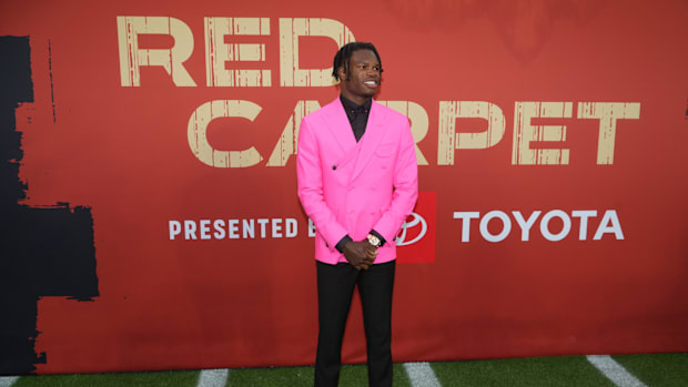 Apr 24, 2025; Green Bay, WI, USA; Colorado Buffaloes wide receiver Travis Hunter on the red carpet before the 2025 NFL Draft 