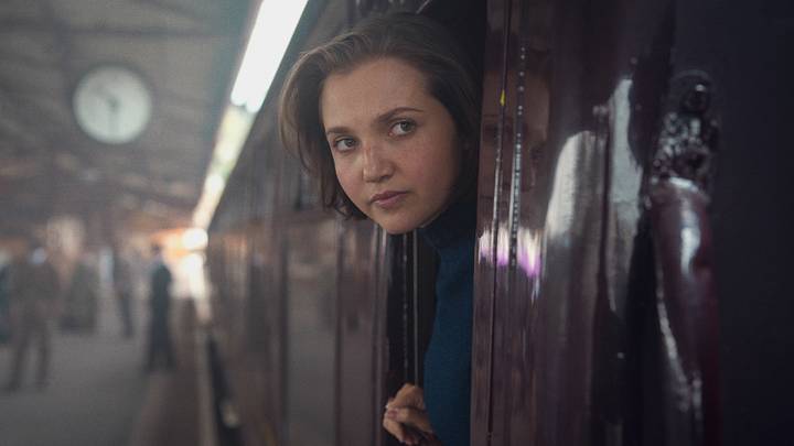 Mia McKenna-Bruce - Seven Dials - Credit: Simon Ridgway/Netflix
